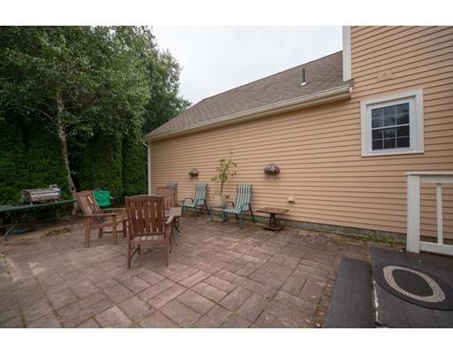 10 Henrys Path Upton, MA 01568 - Photo 6 of 37 Gallery Image 6