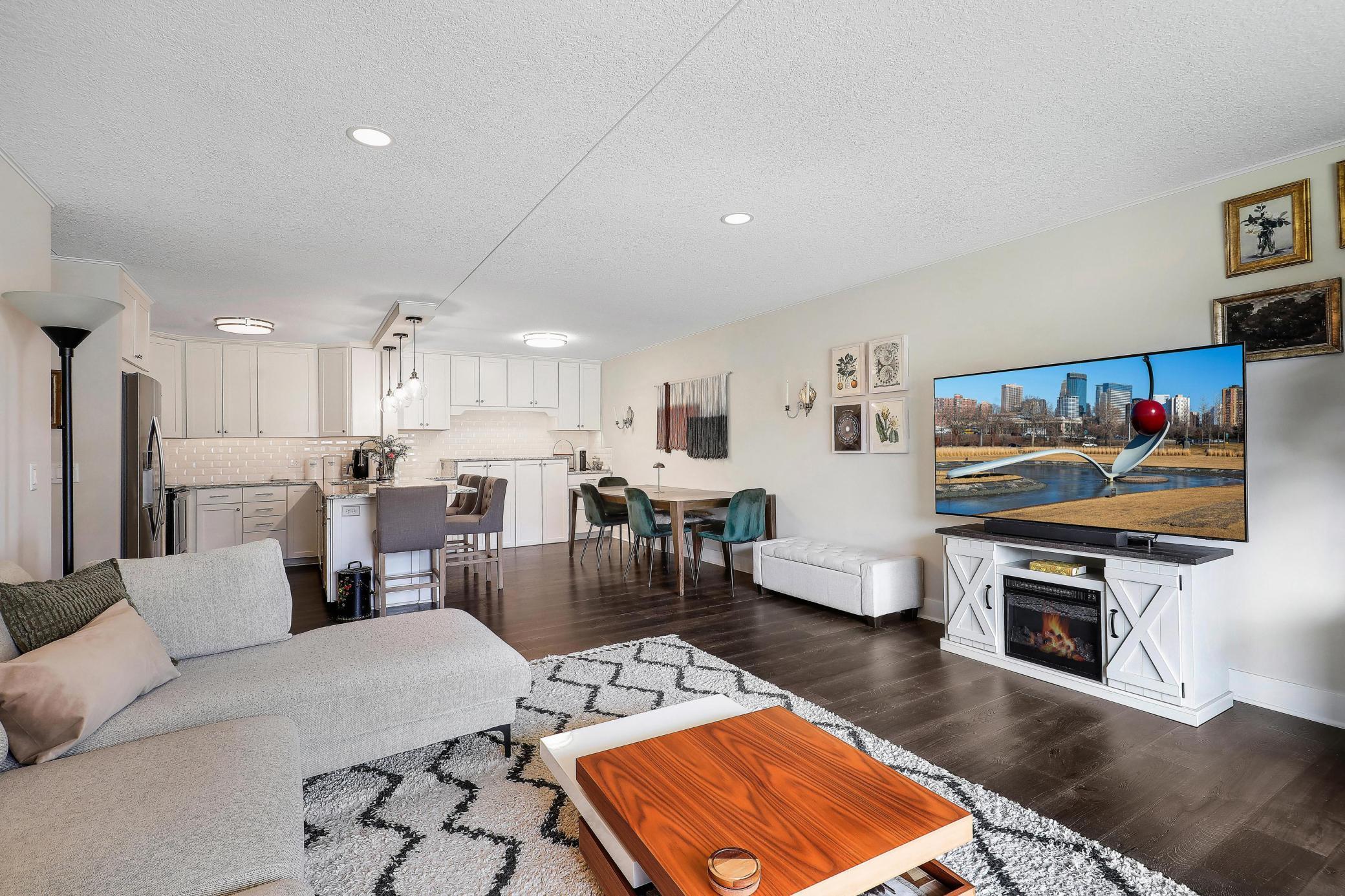 10511 Cedar Lake Road, Unit 212 Minnetonka, MN 55305 - Photo 11 of 47