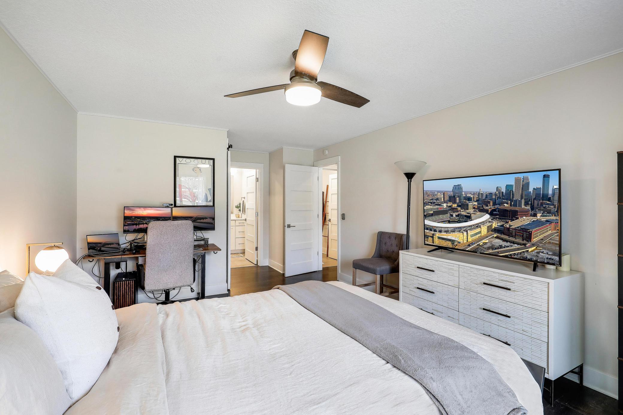 10511 Cedar Lake Road, Unit 212 Minnetonka, MN 55305 - Photo 28 of 47