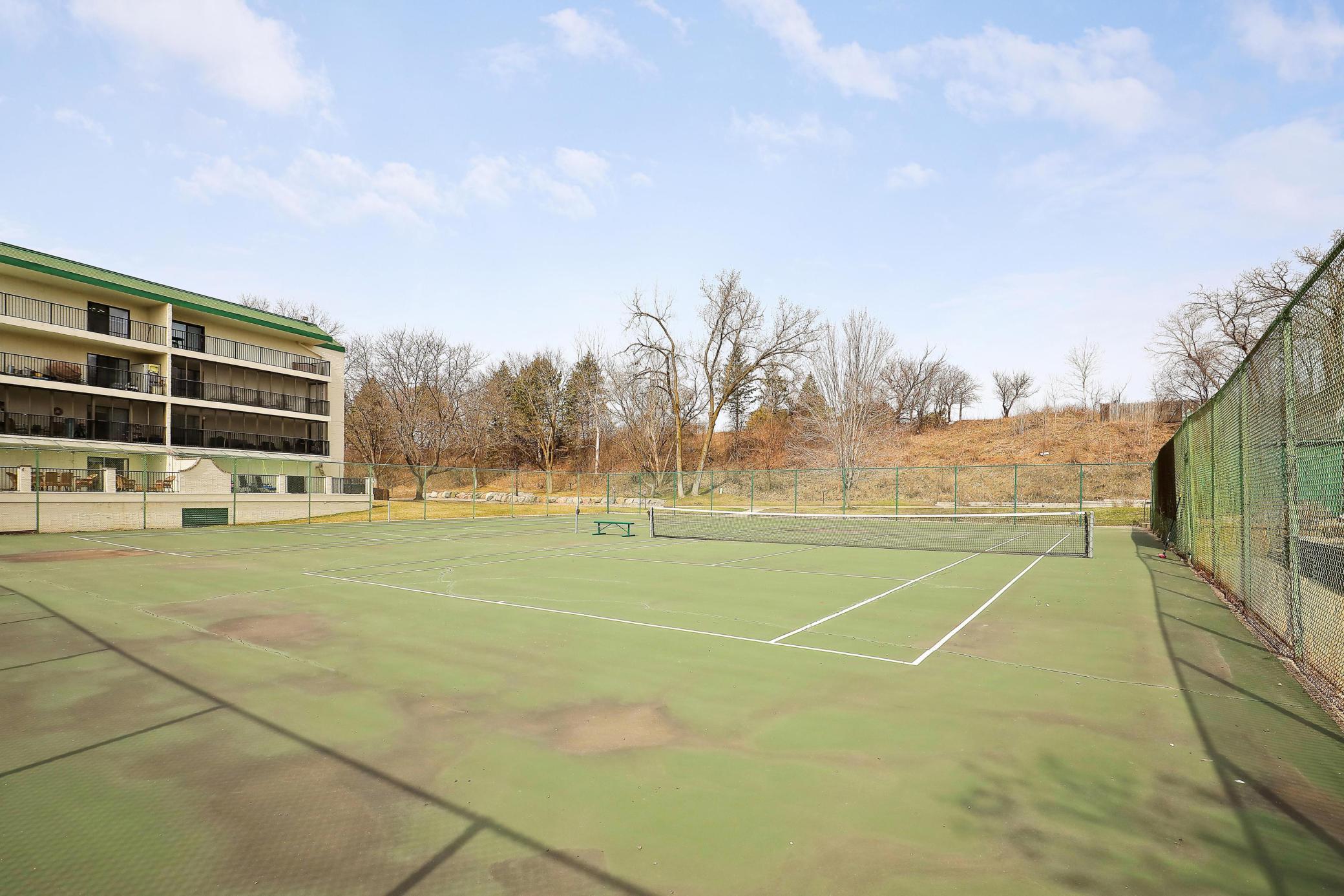 10511 Cedar Lake Road, Unit 212 Minnetonka, MN 55305 - Photo 40 of 47