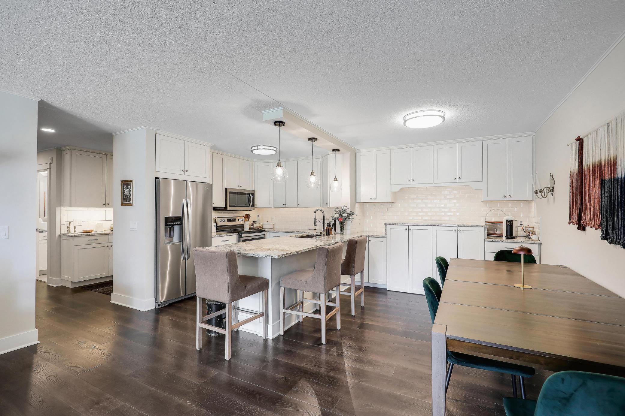 10511 Cedar Lake Road, Unit 212 Minnetonka, MN 55305 - Photo 7 of 47