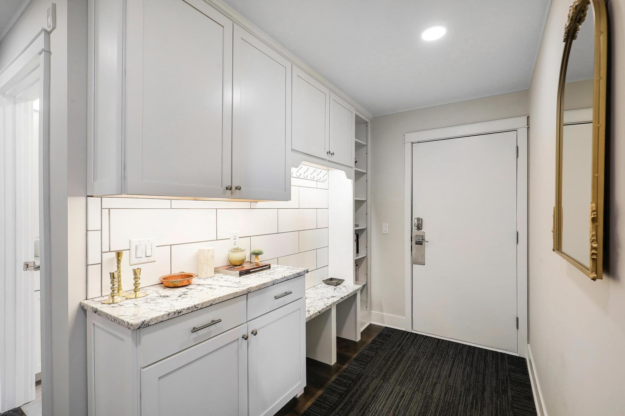 10511 Cedar Lake Road, Unit 212 Minnetonka, MN 55305 - Photo 9 of 47