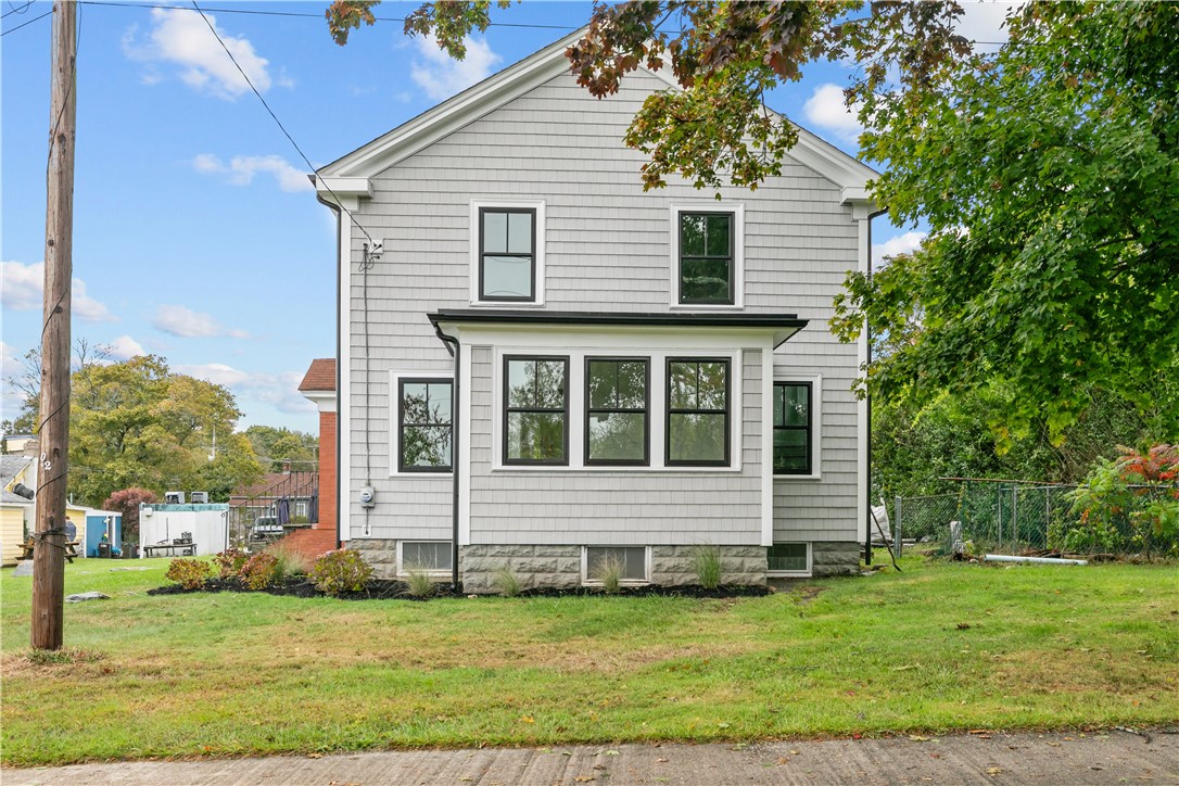 1330 West Main Road Portsmouth, RI 02871 - Photo 20 of 48 Gallery Image 20