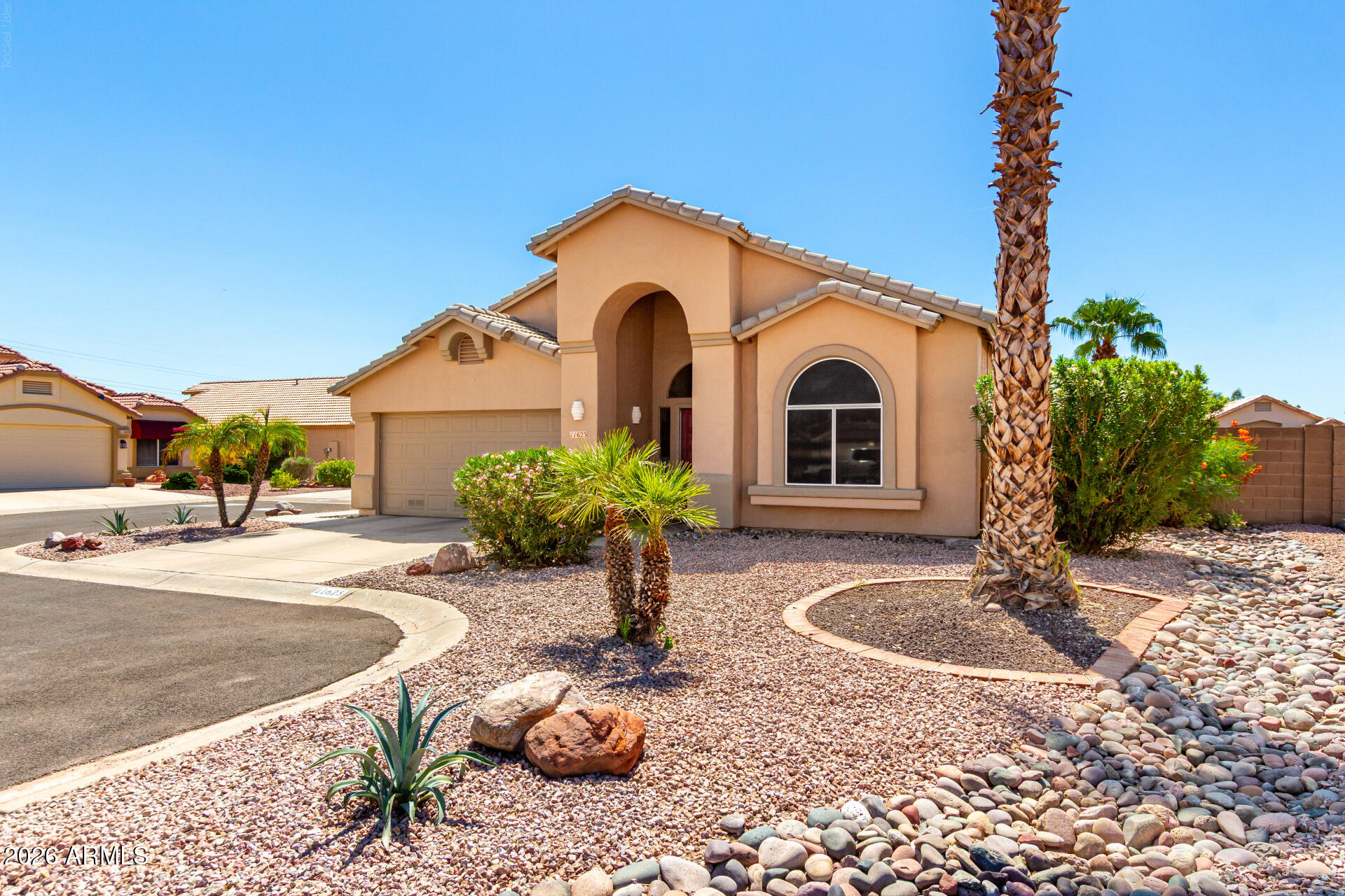 11623 West Lemon Court Surprise, AZ 85378 - Photo 5 of 35
