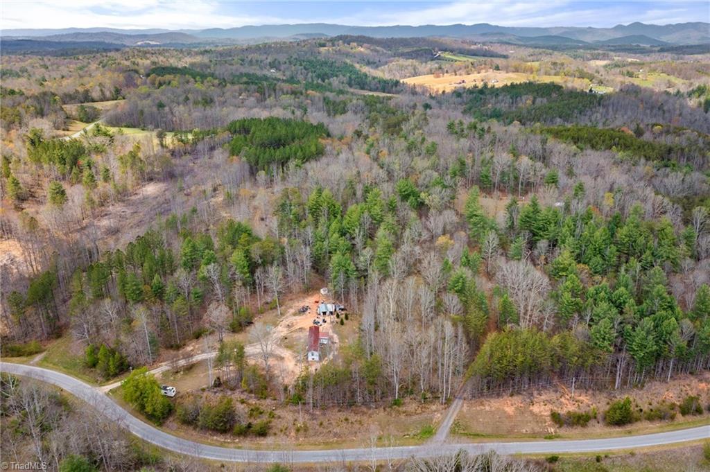 1163 Mills Road Mount Airy, NC 27030 - Photo 13 of 34