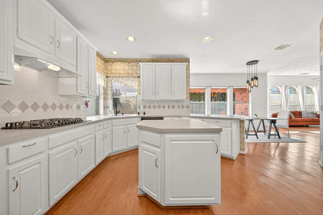 $434,000 | 17410 Pikes Peek Court, Tomball, TX 77377