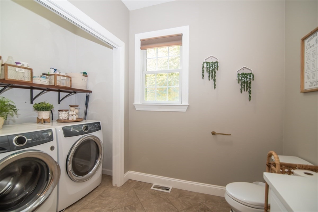 25 Sandy Ridge Road Sterling, MA 01564 - Photo 23 of 39 Gallery Image 23