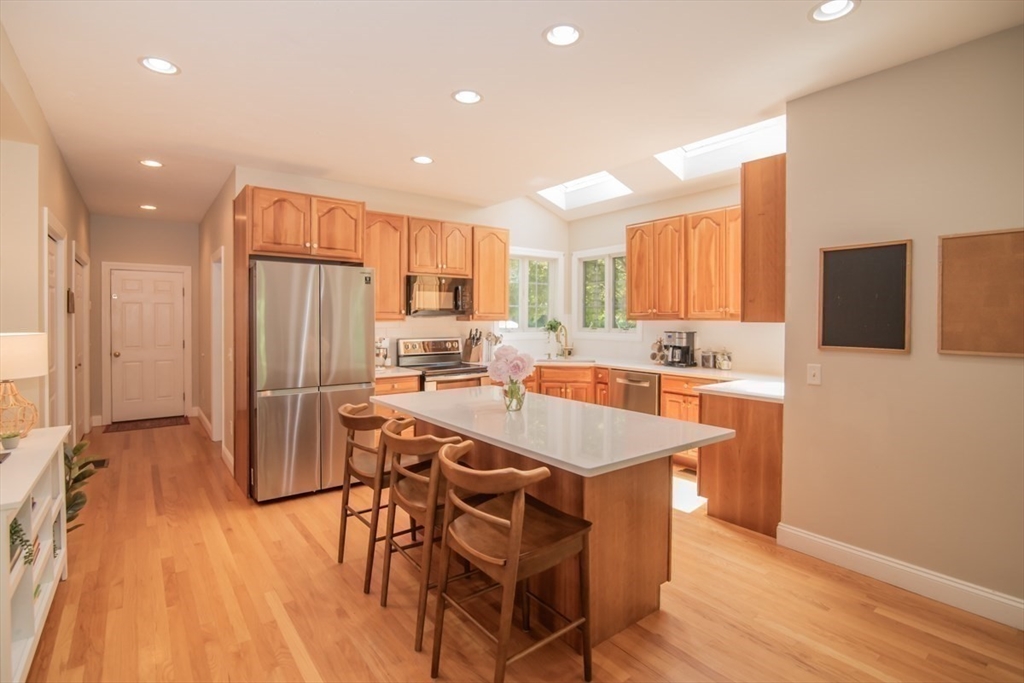 25 Sandy Ridge Road Sterling, MA 01564 - Photo 8 of 39 Gallery Image 8
