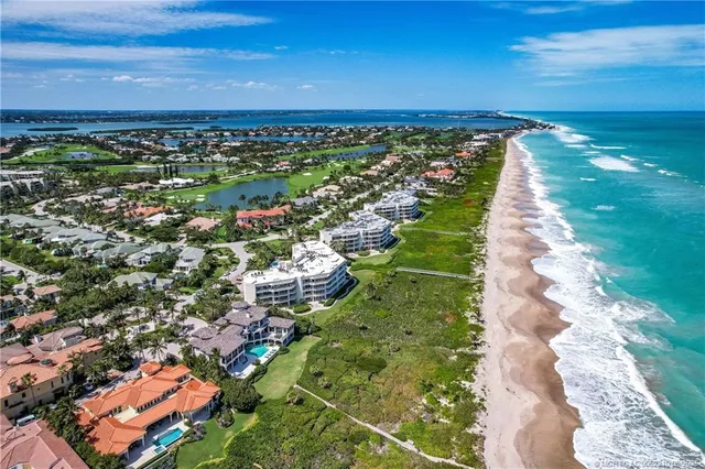 $1,995,000 | 3001 Southeast Island Point Lane, Unit 14, Stuart, FL 34996
