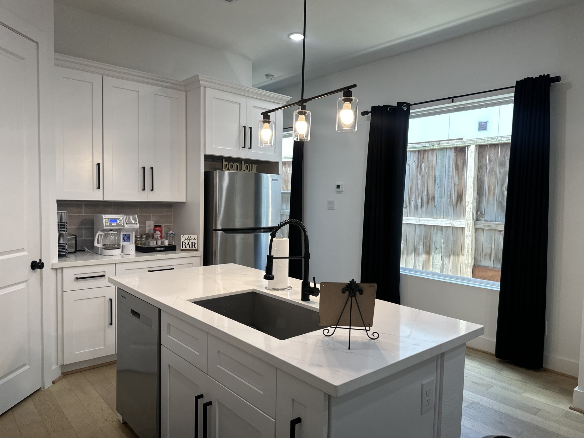 1711 Ruth Street, Unit C Houston, TX 77004 - Photo 4 of 18