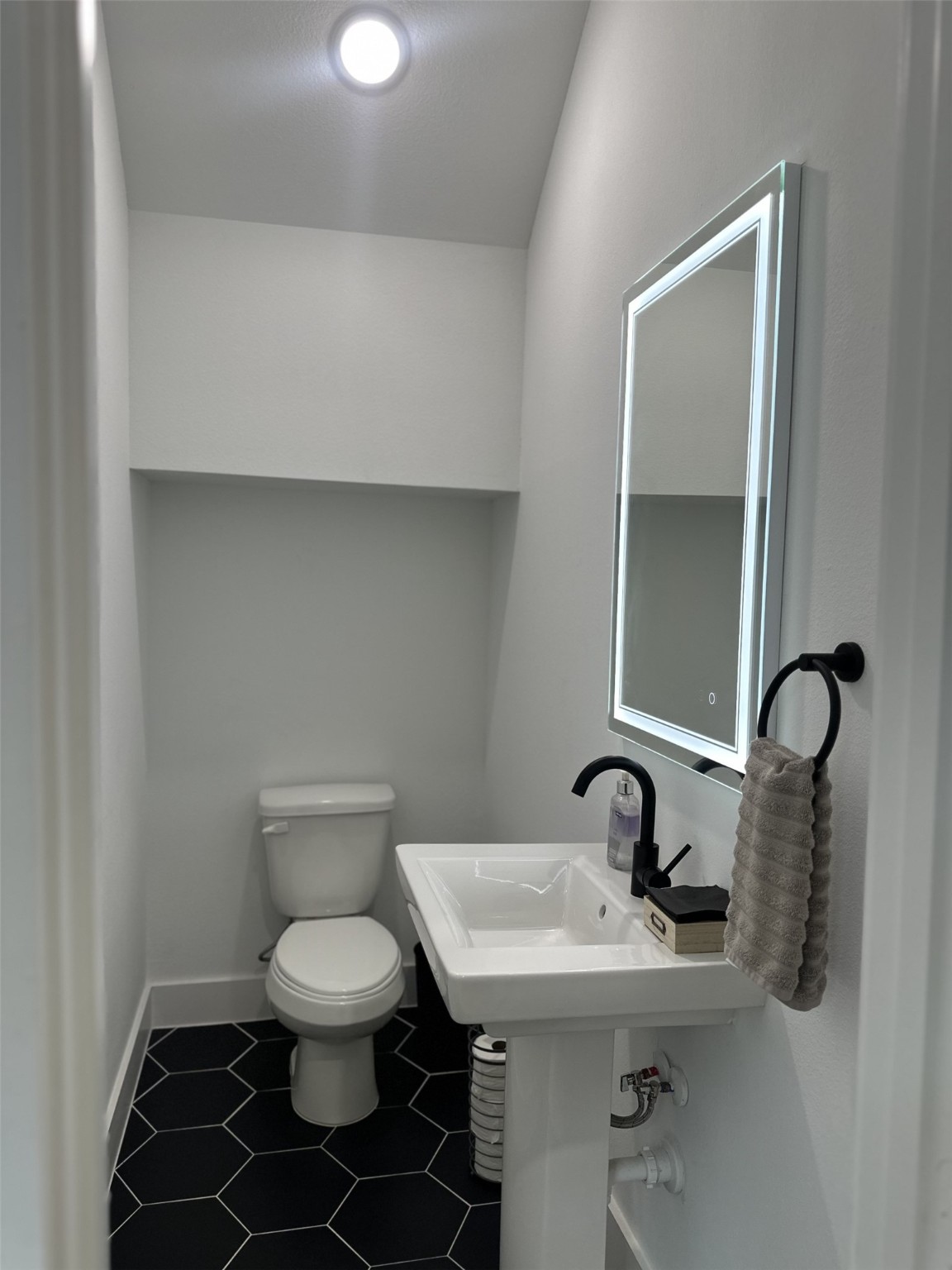 1711 Ruth Street, Unit C Houston, TX 77004 - Photo 5 of 18