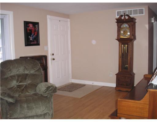 5331 Ridgewood Road East Springfield, OH 45503 - Photo 5 of 18