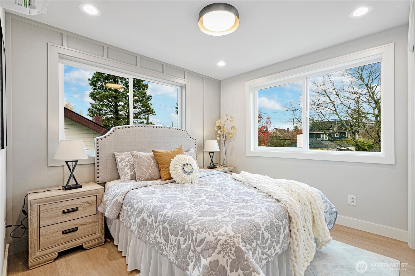 3054 Fairmount Avenue Southwest Seattle, WA 98116 - Photo 11 of 15