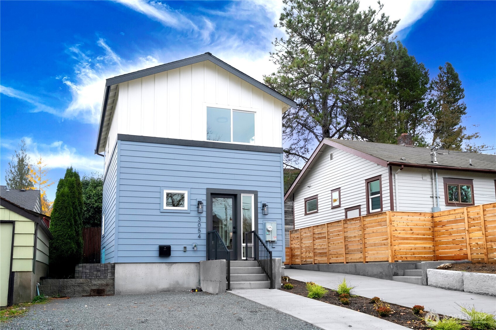 3054 Fairmount Avenue Southwest Seattle, WA 98116 - Photo 14 of 15