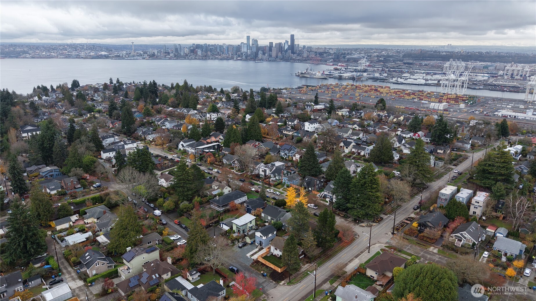 3054 Fairmount Avenue Southwest Seattle, WA 98116 - Photo 15 of 15