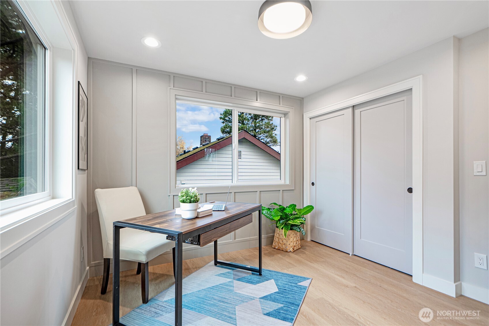 3054 Fairmount Avenue Southwest Seattle, WA 98116 - Photo 10 of 15