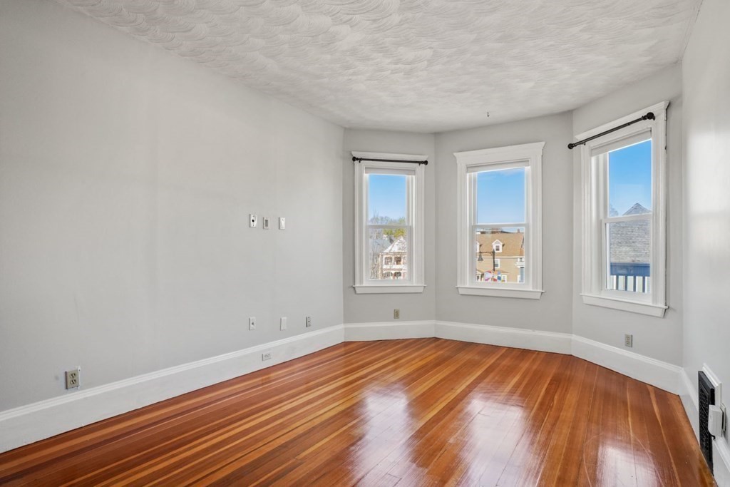 1 King Street, Unit 3 Boston, MA 02122 - Photo 11 of 25