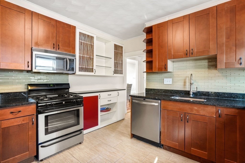 1 King Street, Unit 3 Boston, MA 02122 - Photo 5 of 25