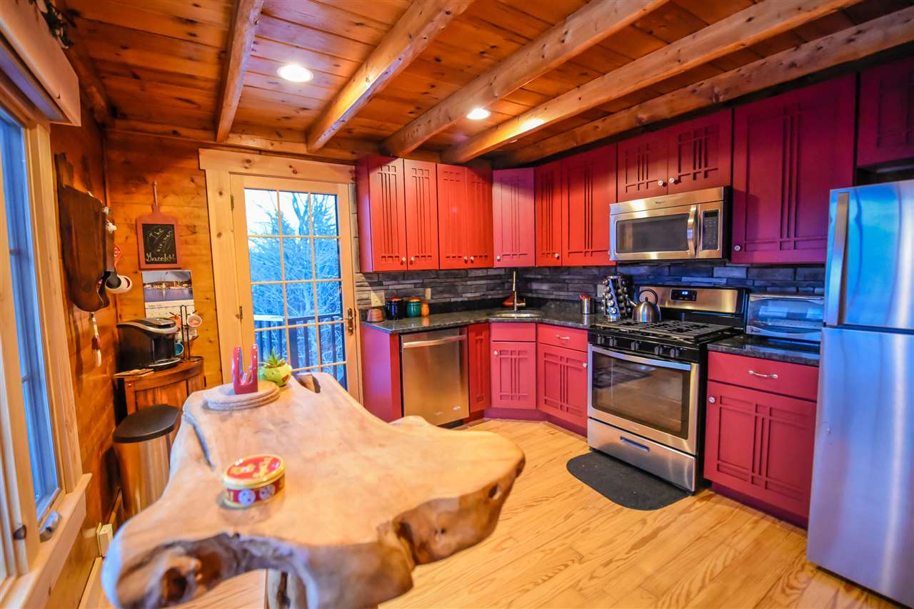 64 Gallup Pitch Road Wilmington, VT 05363 - Photo 9 of 27 Gallery Image 9