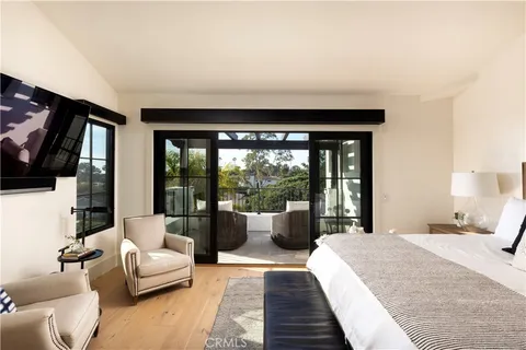 $6,495,000 | 305 West Avenida Gaviota, San Clemente, CA 92672