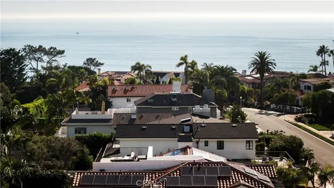 $6,495,000 | 305 West Avenida Gaviota, San Clemente, CA 92672