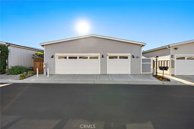 $1,200,000 | 201 Mira Adelante, San Clemente, CA 92673