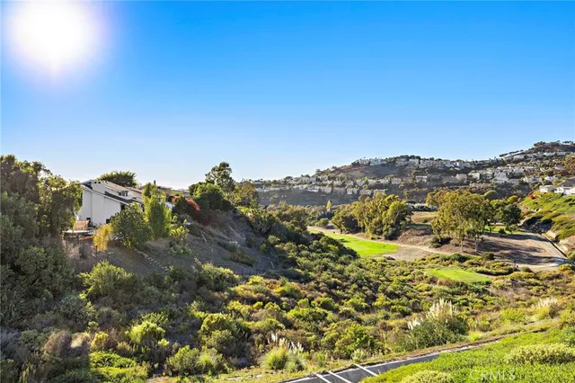 $1,200,000 | 201 Mira Adelante, San Clemente, CA 92673
