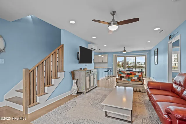 $1,500,000 | 247 Bayview Boulevard, Atlantic Beach, NC 28512