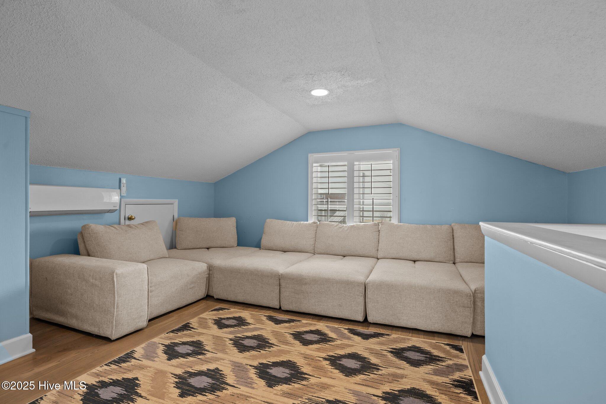 247 Bayview Boulevard Atlantic Beach, NC 28512 - Photo 14 of 41 8-web-or-mls-1S3A7202