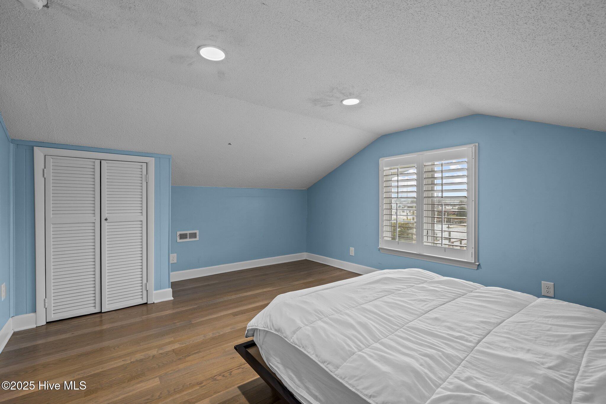 247 Bayview Boulevard Atlantic Beach, NC 28512 - Photo 17 of 41 6-web-or-mls-1S3A7187