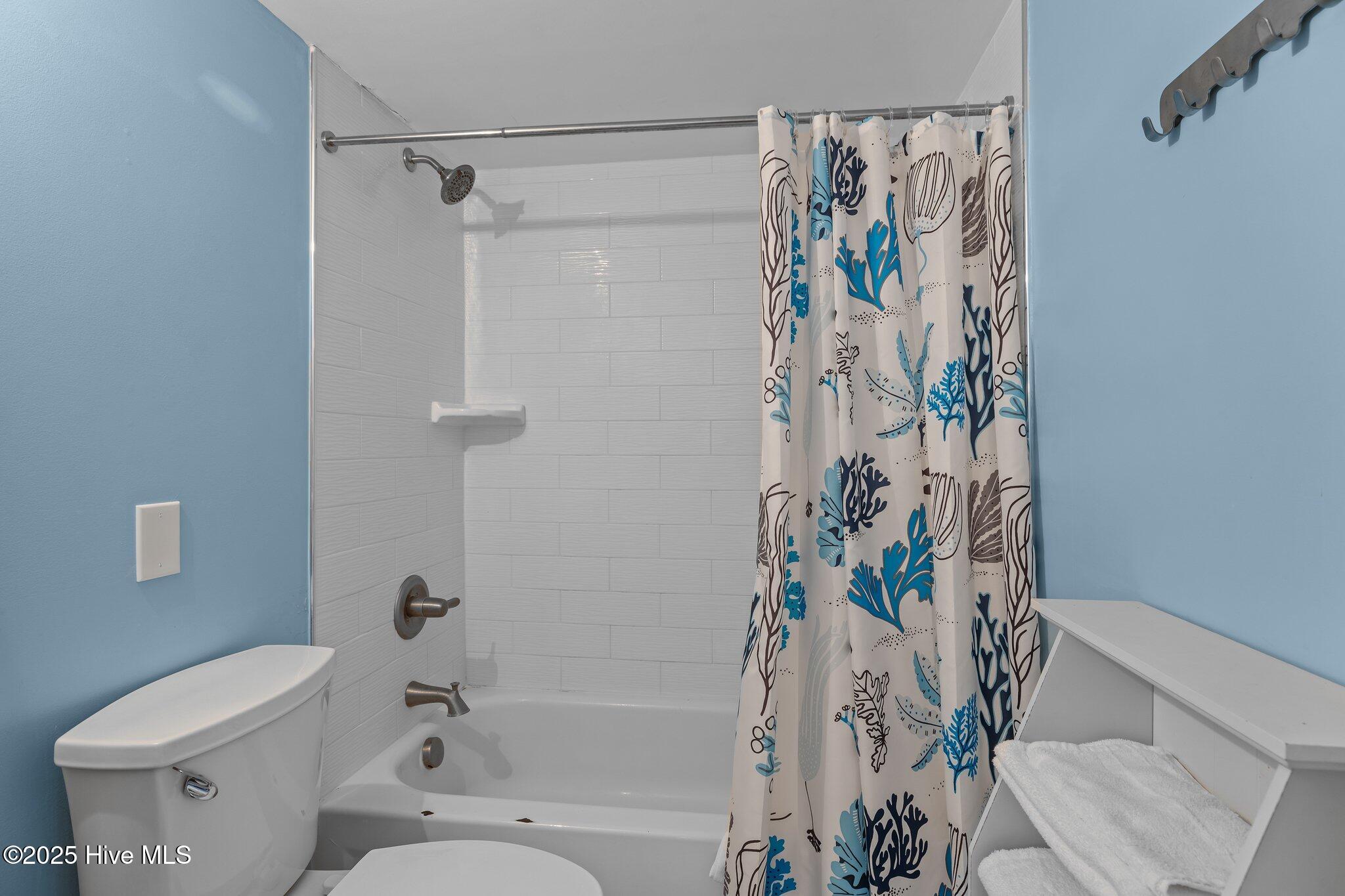 247 Bayview Boulevard Atlantic Beach, NC 28512 - Photo 18 of 41 10-web-or-mls-1S3A7220