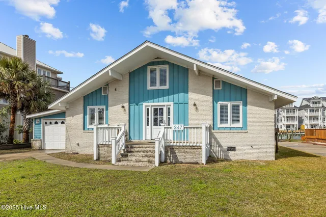 $1,500,000 | 247 Bayview Boulevard, Atlantic Beach, NC 28512