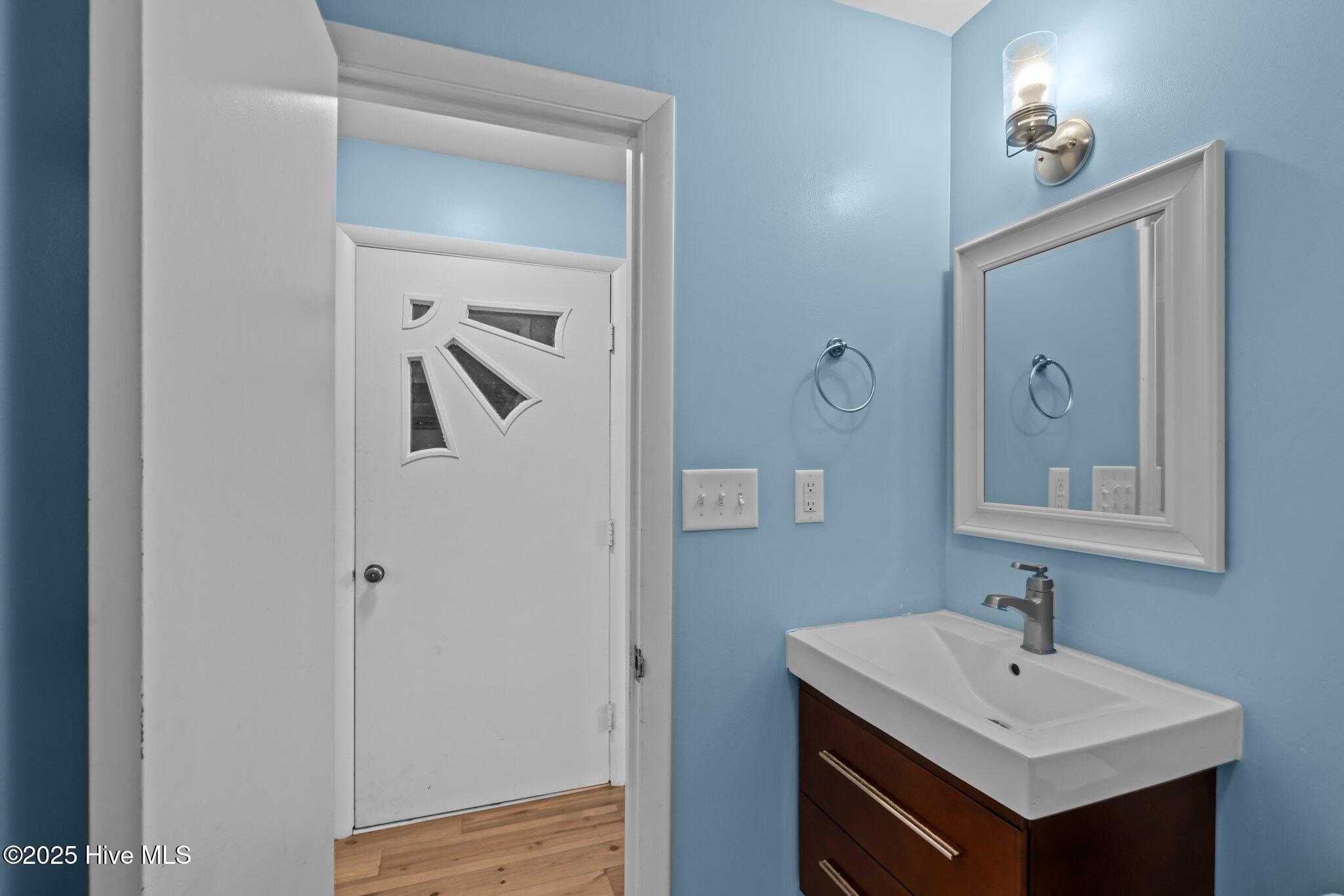 247 Bayview Boulevard Atlantic Beach, NC 28512 - Photo 22 of 41 15-web-or-mls-1S3A7259