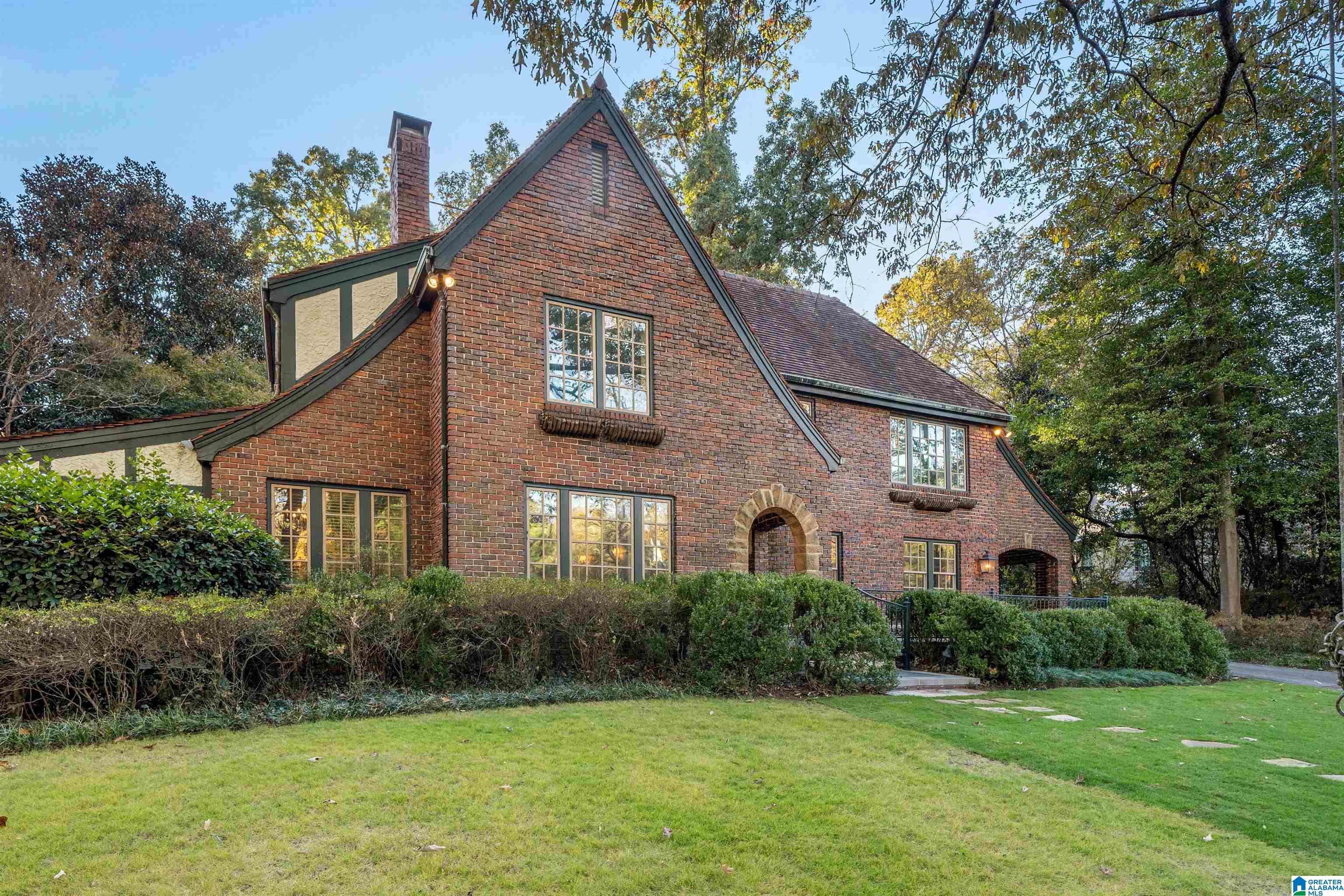 3116 Guilford Road Birmingham, AL 35223 - Photo 3 of 52