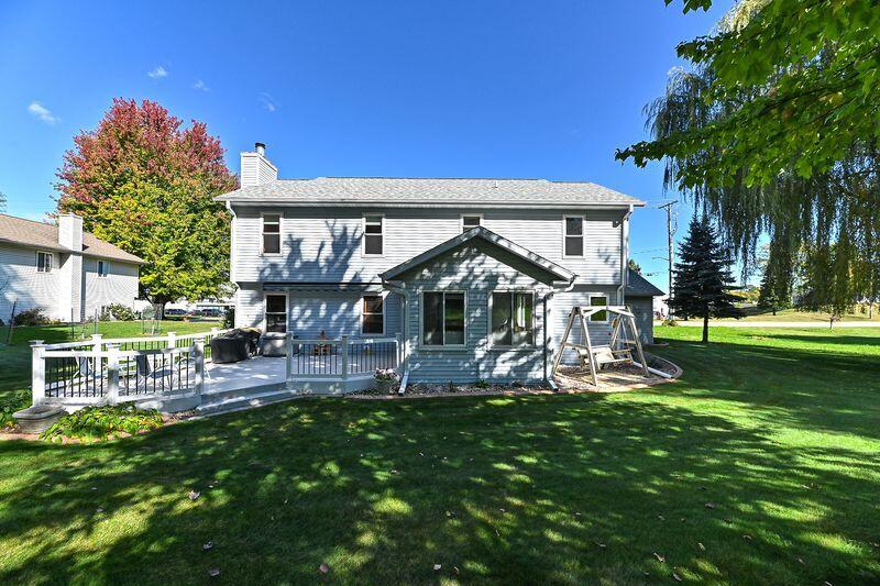 334 East Puerner Street Jefferson, WI 53549 - Photo 29 of 34 Rear