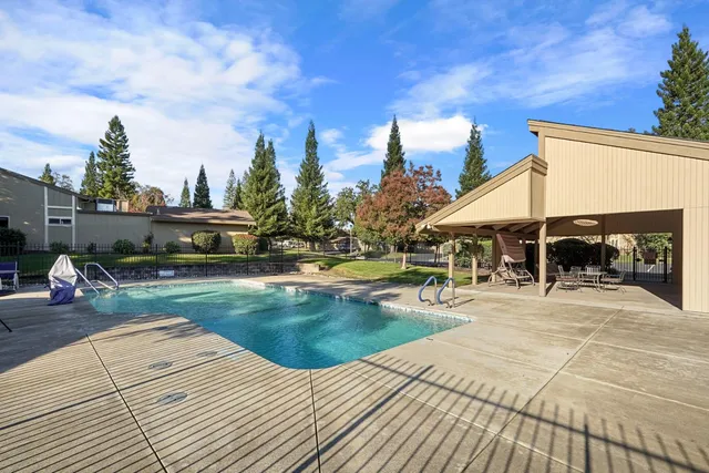 $539,900 | 5045 Village Oaks Drive, Rocklin, CA 95677