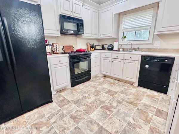 $259,900 | 912 Clubhouse Drive, Pearl, MS 39208