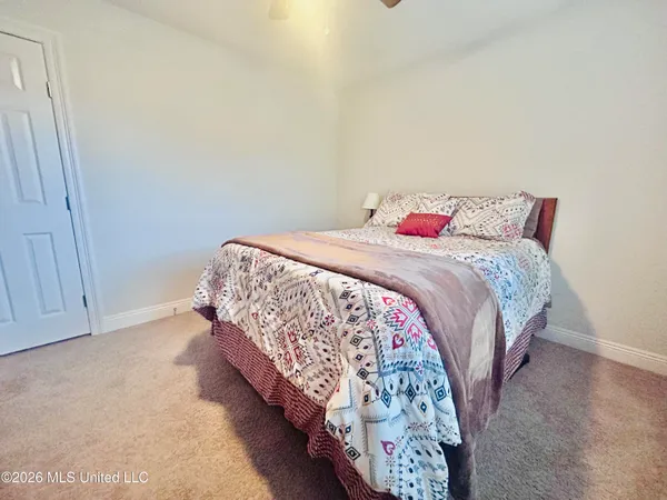 $259,900 | 912 Clubhouse Drive, Pearl, MS 39208