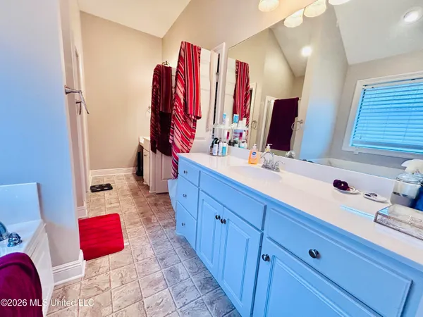 $259,900 | 912 Clubhouse Drive, Pearl, MS 39208