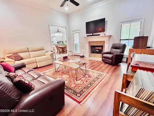 $259,900 | 912 Clubhouse Drive, Pearl, MS 39208