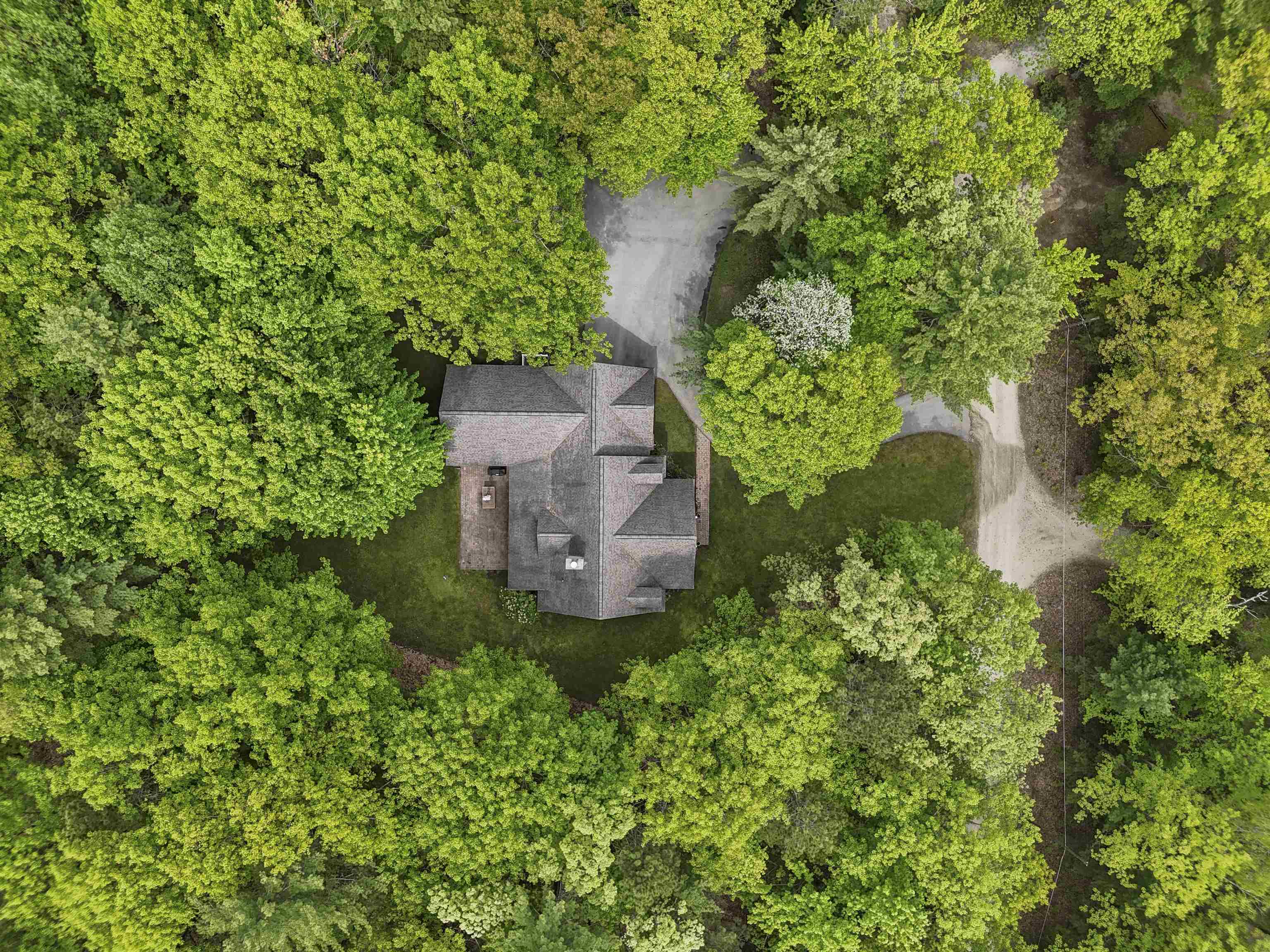3747 Birch Road Traverse City, MI 49696 - Photo 6 of 37