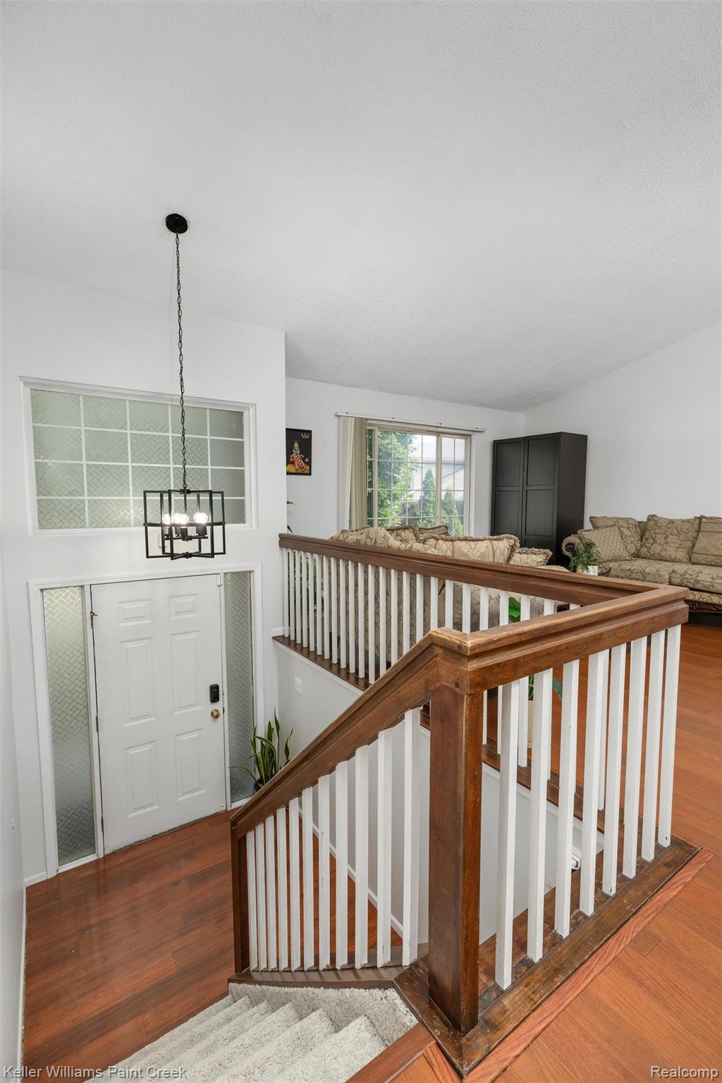 3201 Lynhurst Court Rochester, MI 48306 - Photo 5 of 49 26-3201 Lynhurst Ct 0016.jpg
