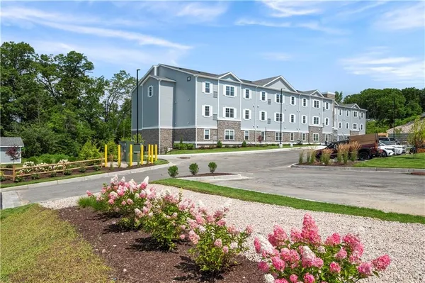 $429,900 | 36 Old Louisquisset Pike, Unit 204, North Smithfield, RI 02896