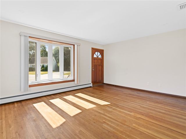 $427,000 | 309 Longmeadow Avenue, Warwick, RI 02889