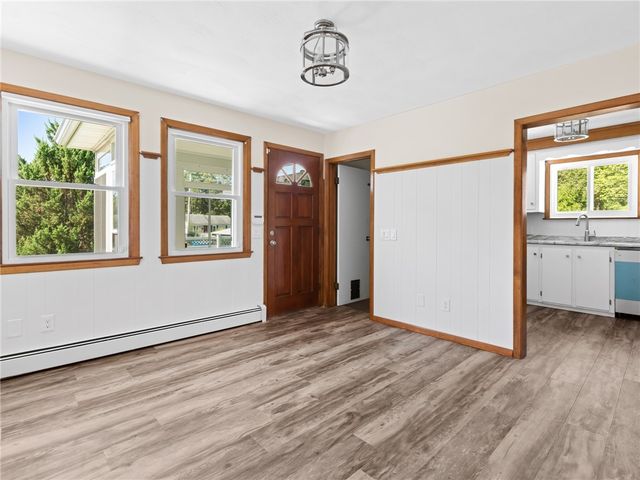 $427,000 | 309 Longmeadow Avenue, Warwick, RI 02889