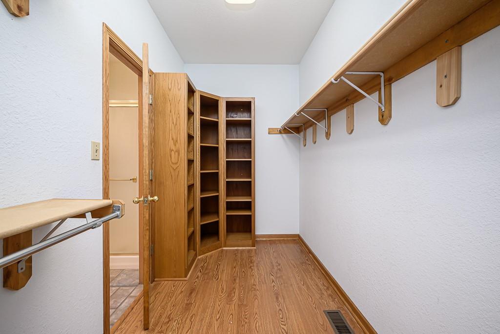 12901 McIntyre Road Leavenworth, KS 66048 - Photo 20 of 42 Gallery Image 20