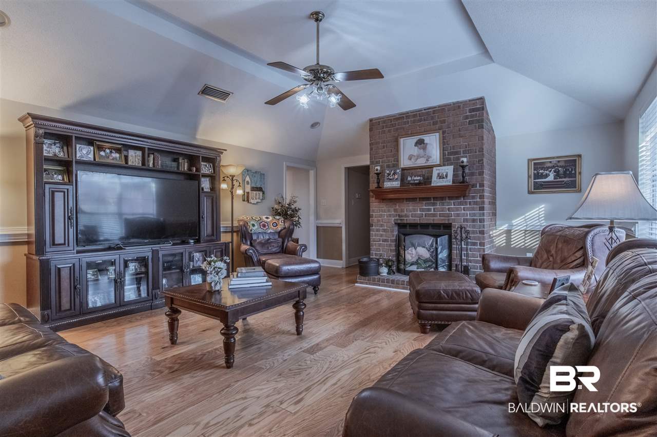 7311 Cheryl Court Mobile, AL 36695 - Photo 15 of 46