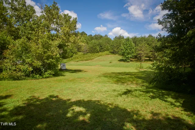 $465,000 | 602 Highway 340, Parrottsville, TN 37843