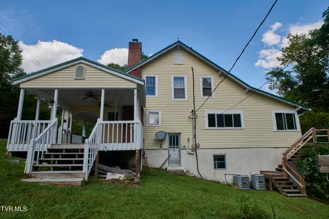 $465,000 | 602 Highway 340, Parrottsville, TN 37843