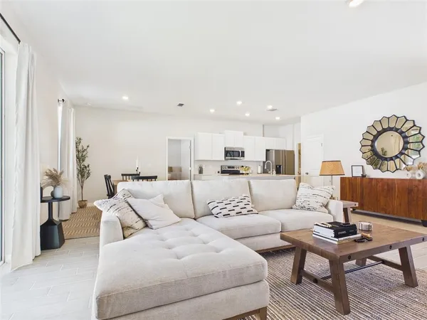 $2,200 | 566 Marion Oaks Boulevard, Ocala, FL 34473